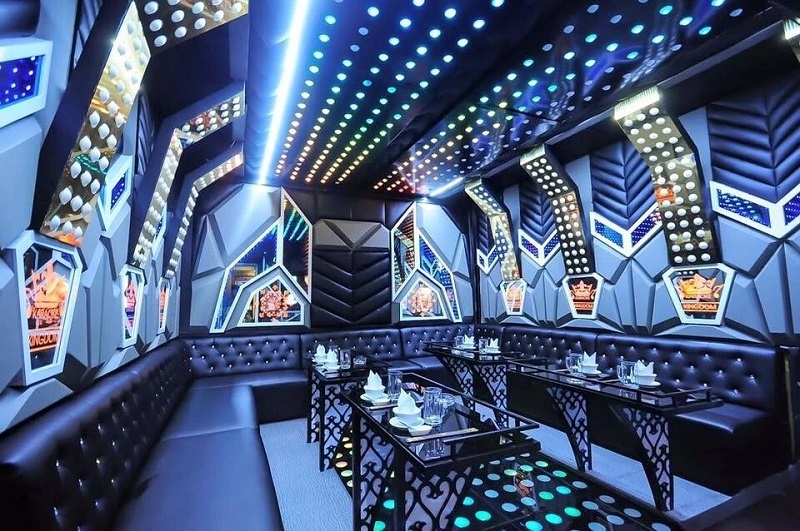 Các hạng mục chính khi thi công quán karaoke kết hợp nhà hàng