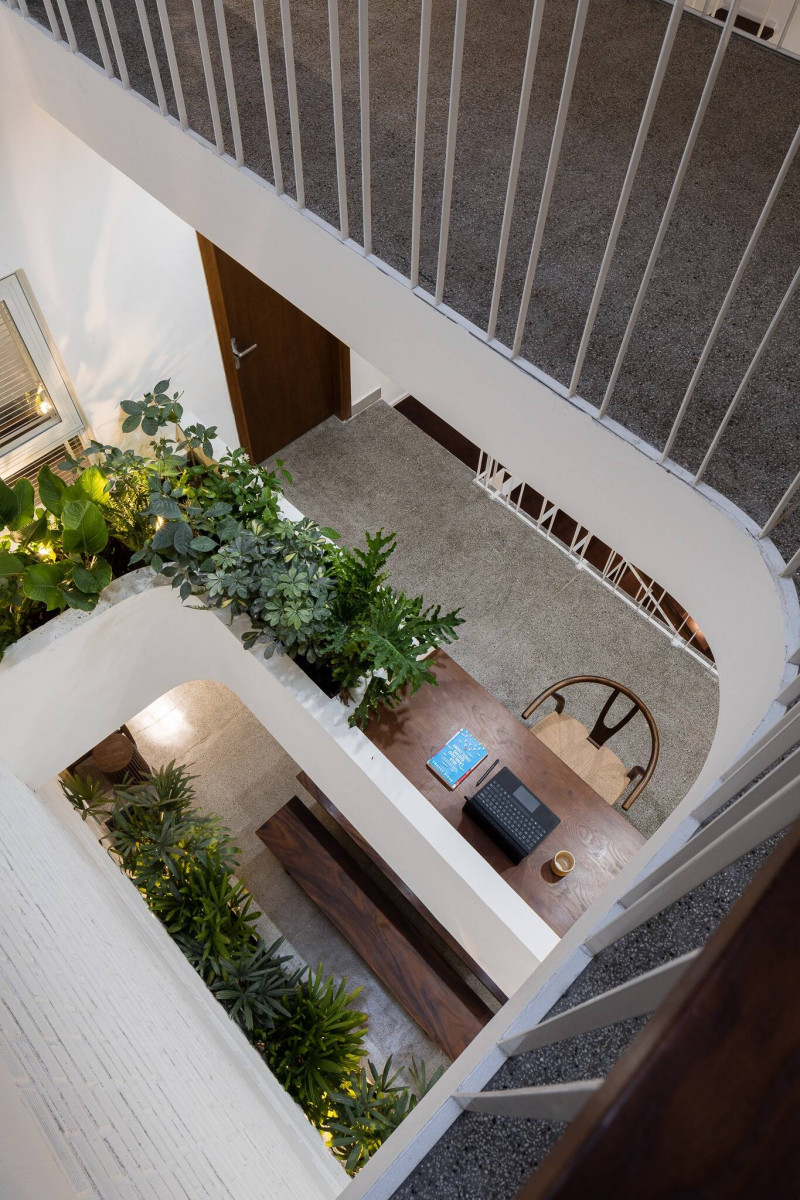 Nhìn từ trên xuống nhà a Thành