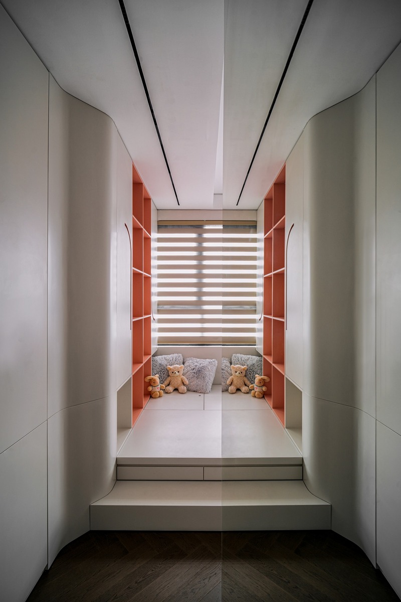 Phòng ngủ con gái của anh Hòa