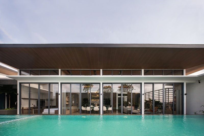 3-4 Không gian bên ngoài nhà chị Cúc Hạ Long