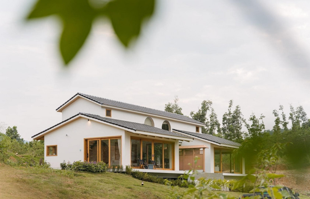 Toàn cảnh ngôi nhà cấp 4 nhìn từ bên ngoài