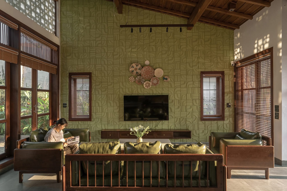 Phòng khách tại nhà cấp 4 của chị Vân Anh