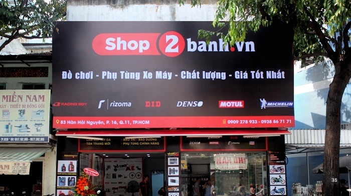 Mặt tiền quảng cáo với nội dung ngắn gọn và xúc tích, dễ hiểu